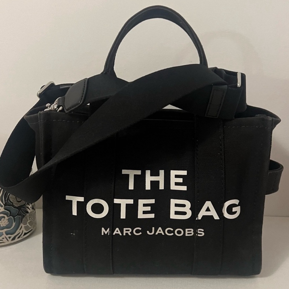 Marc Jacobs The Tote Bag